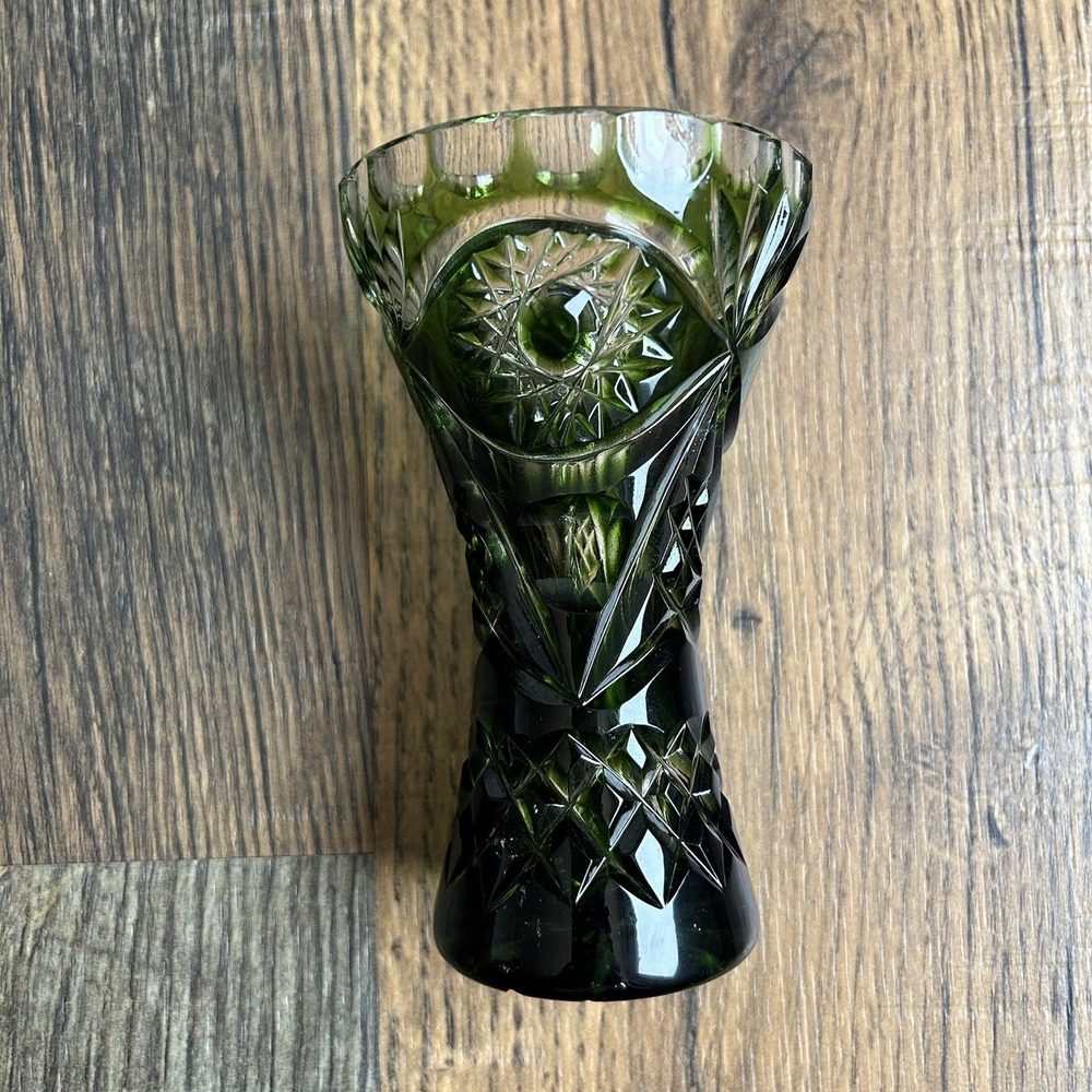 Vintage 5" Emerald Green Cut-to-Clear Lead Crystal Bud Vase Bohemian Style - Picture 7 of 10
